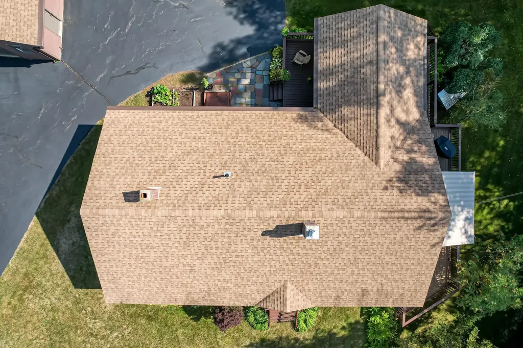 13 Evans Road Hebron NH 03241