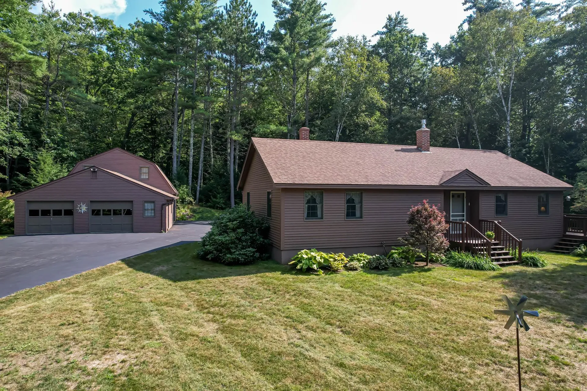 13 Evans Road Hebron NH 03241
