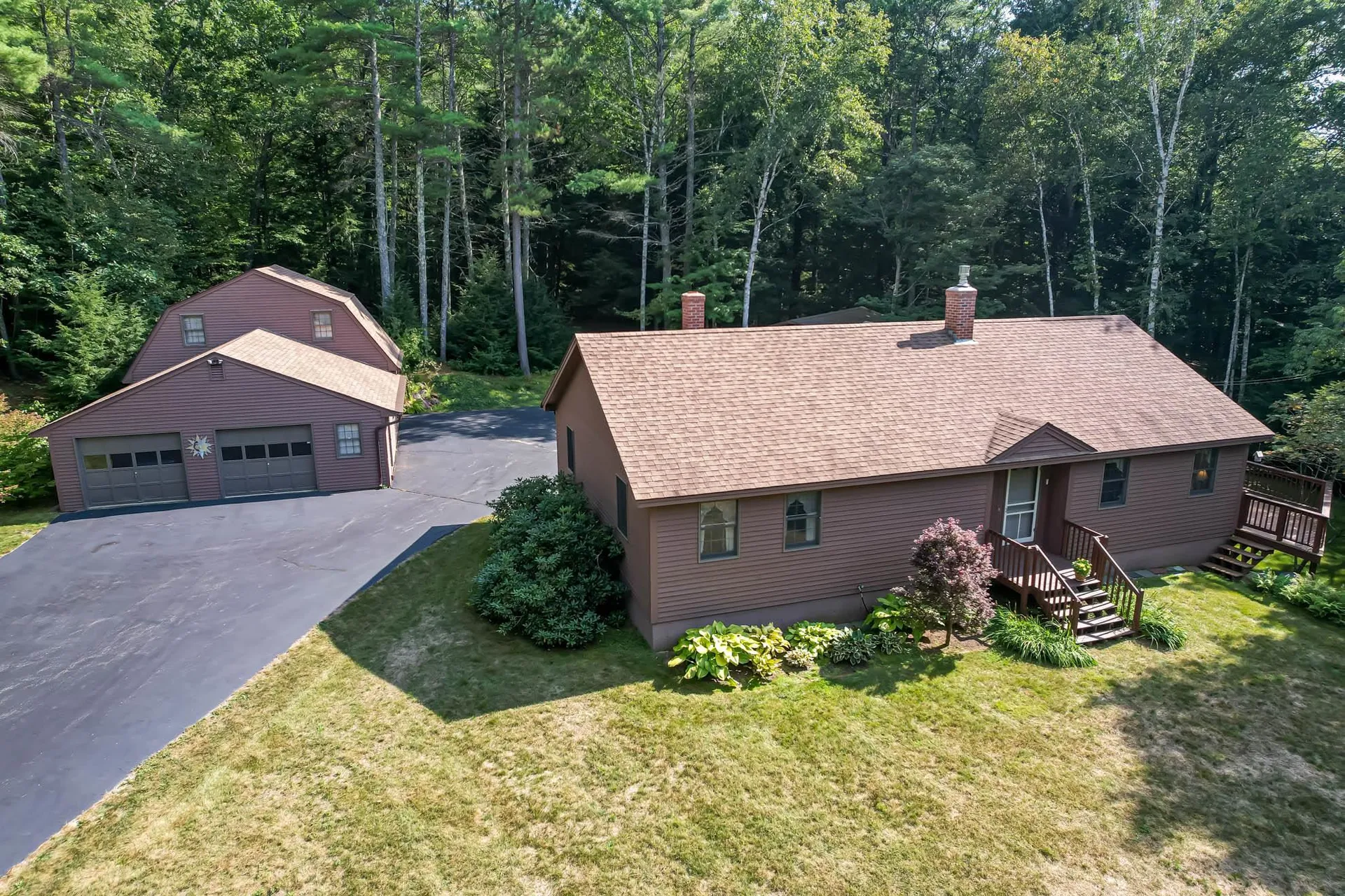 13 Evans Road Hebron NH 03241