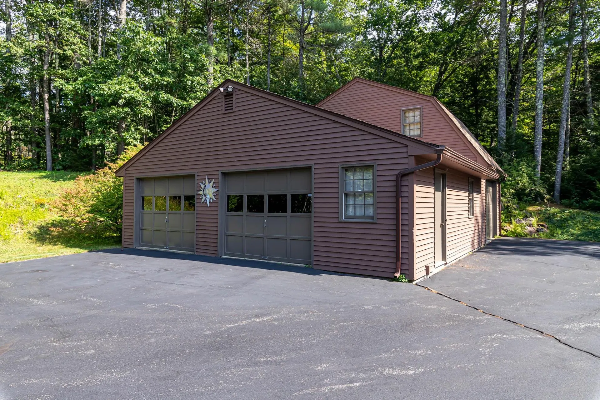 13 Evans Road Hebron NH 03241
