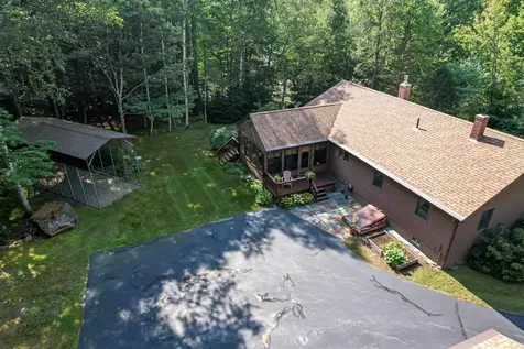 13 Evans Road Hebron NH 03241