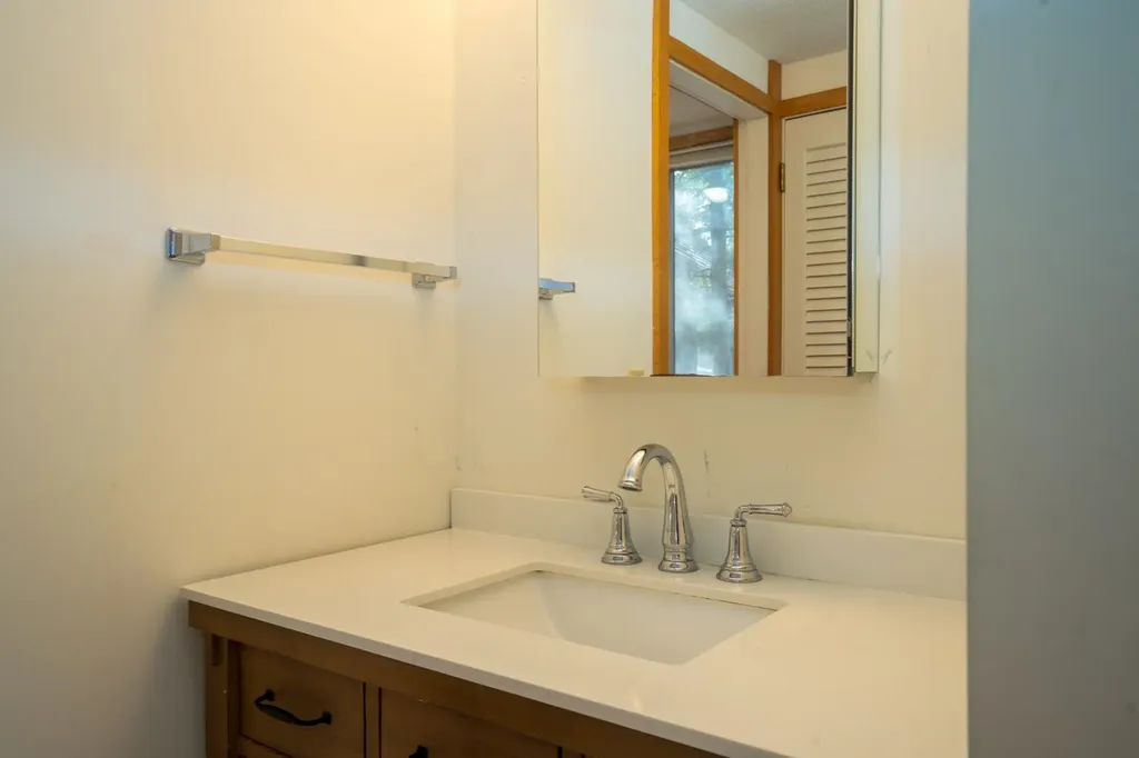 60 Hilltop Road Winhall VT 05340