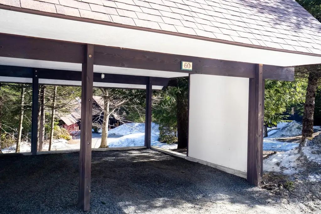 60 Hilltop Road Winhall VT 05340