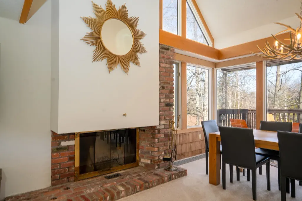 60 Hilltop Road Winhall VT 05340