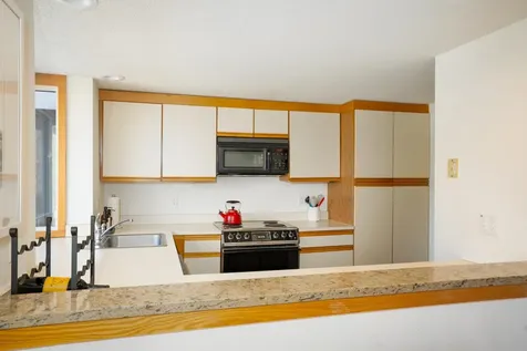 60 Hilltop Road Winhall VT 05340