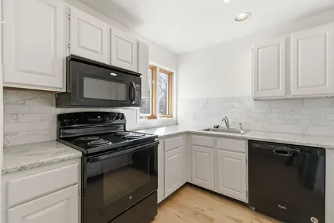 42 Heritage Condo Way Woodstock VT 05091