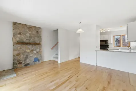 42 Heritage Condo Way Woodstock VT 05091