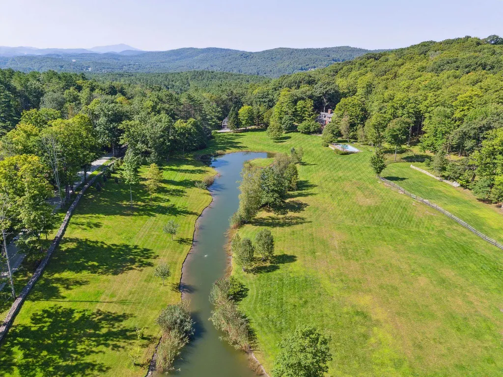 207 Willey Hill Road Norwich VT 05055