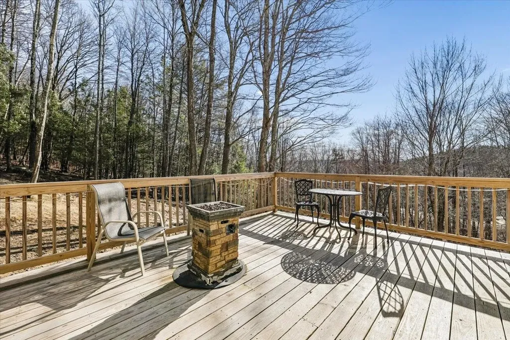 227 Joe English Road New Boston NH 03070