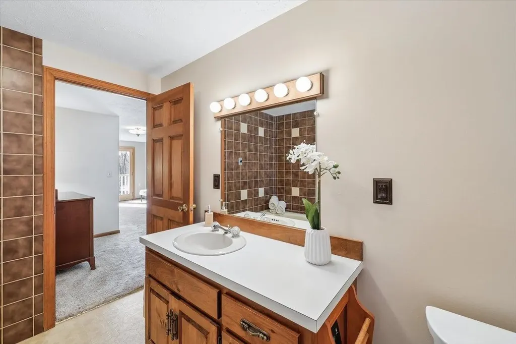 227 Joe English Road New Boston NH 03070