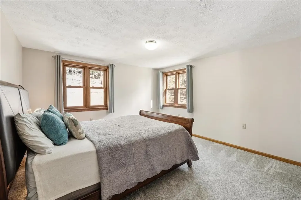 227 Joe English Road New Boston NH 03070