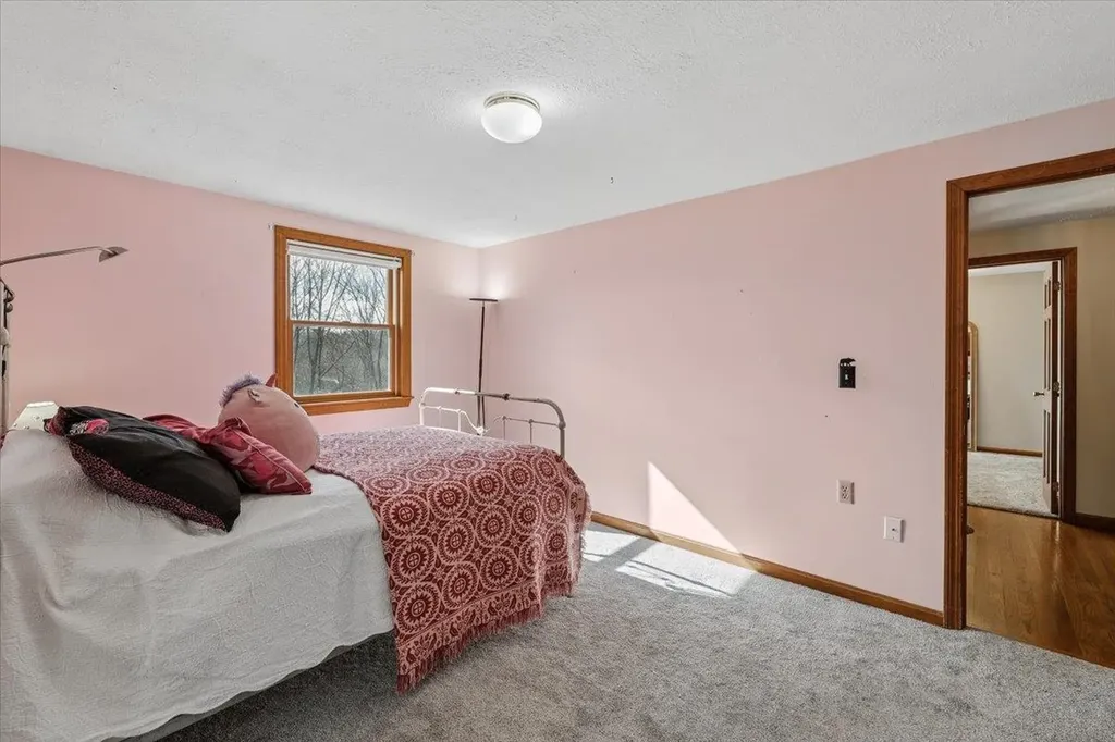 227 Joe English Road New Boston NH 03070