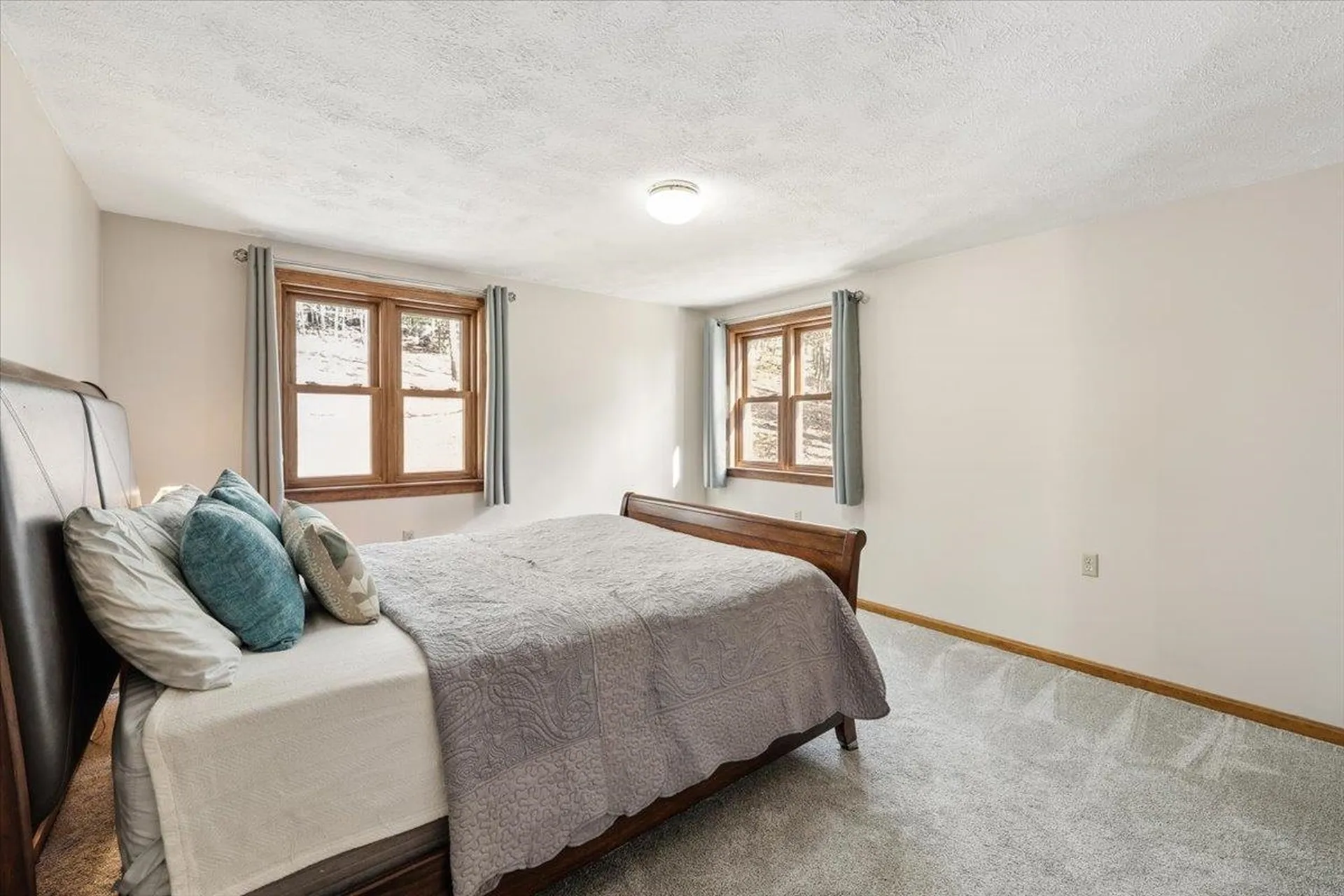 227 Joe English Road New Boston NH 03070