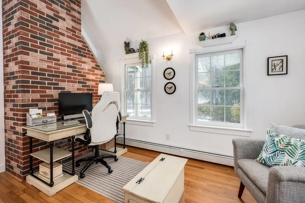 12 Spencer Lane Lee NH 03861
