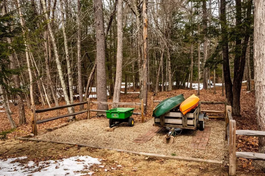 12 Spencer Lane Lee NH 03861