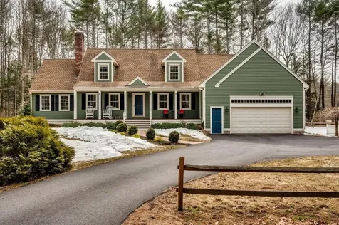 12 Spencer Lane Lee NH 03861