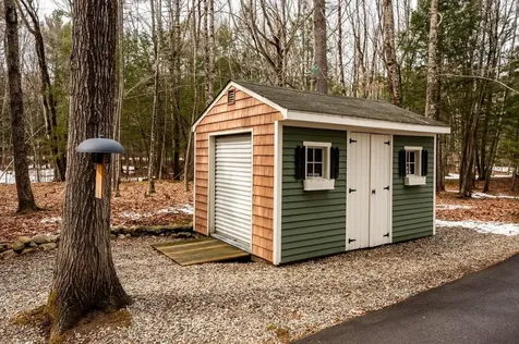 12 Spencer Lane Lee NH 03861