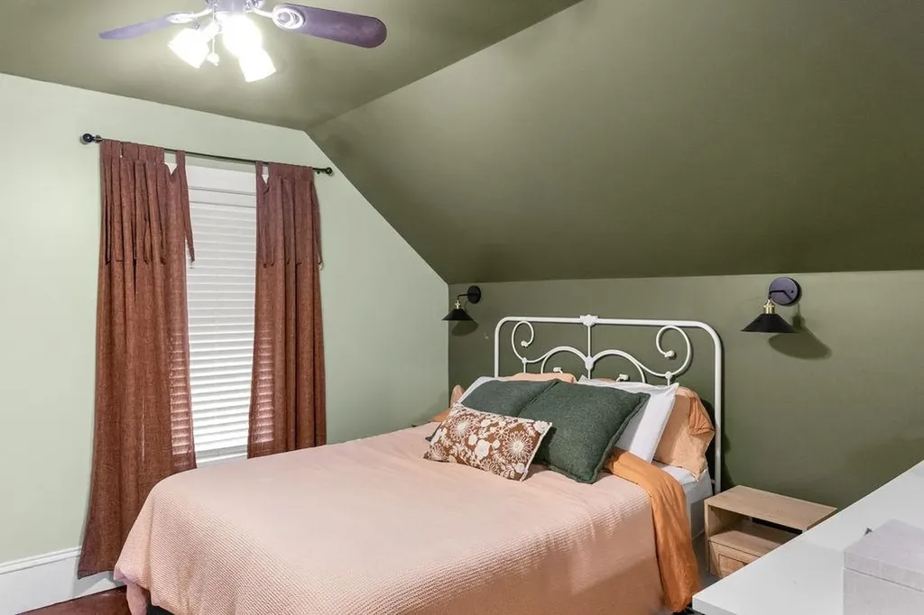 36 S Maple Street Manchester NH 03103