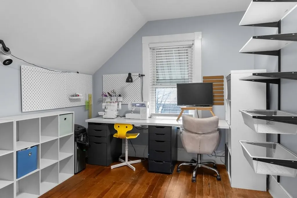 36 S Maple Street Manchester NH 03103