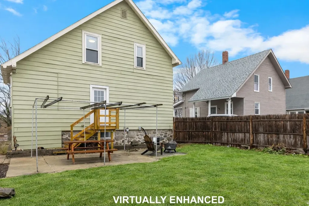 36 S Maple Street Manchester NH 03103