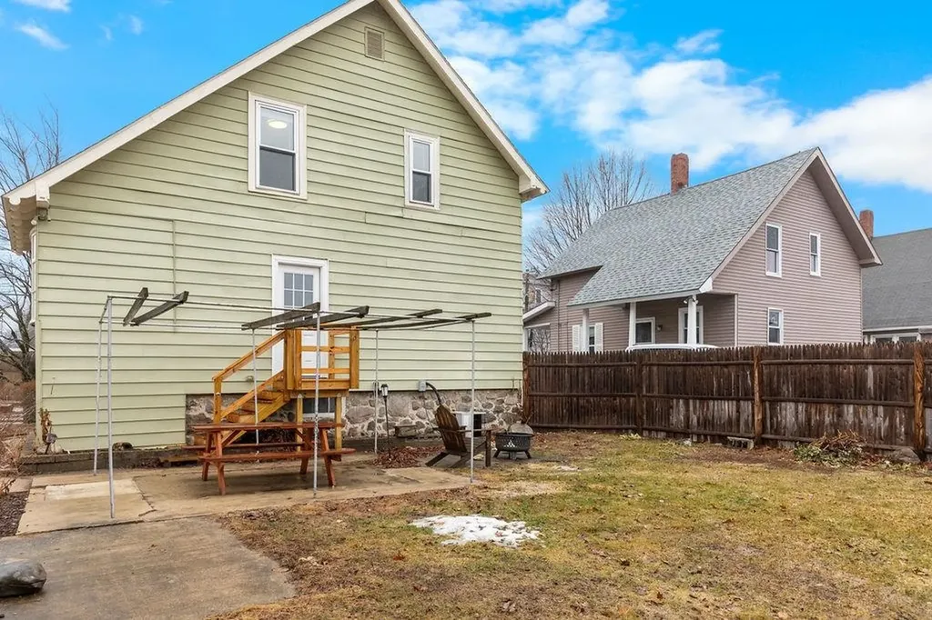 36 S Maple Street Manchester NH 03103