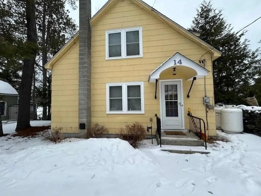 14 Hamel Road Sunapee NH 03782