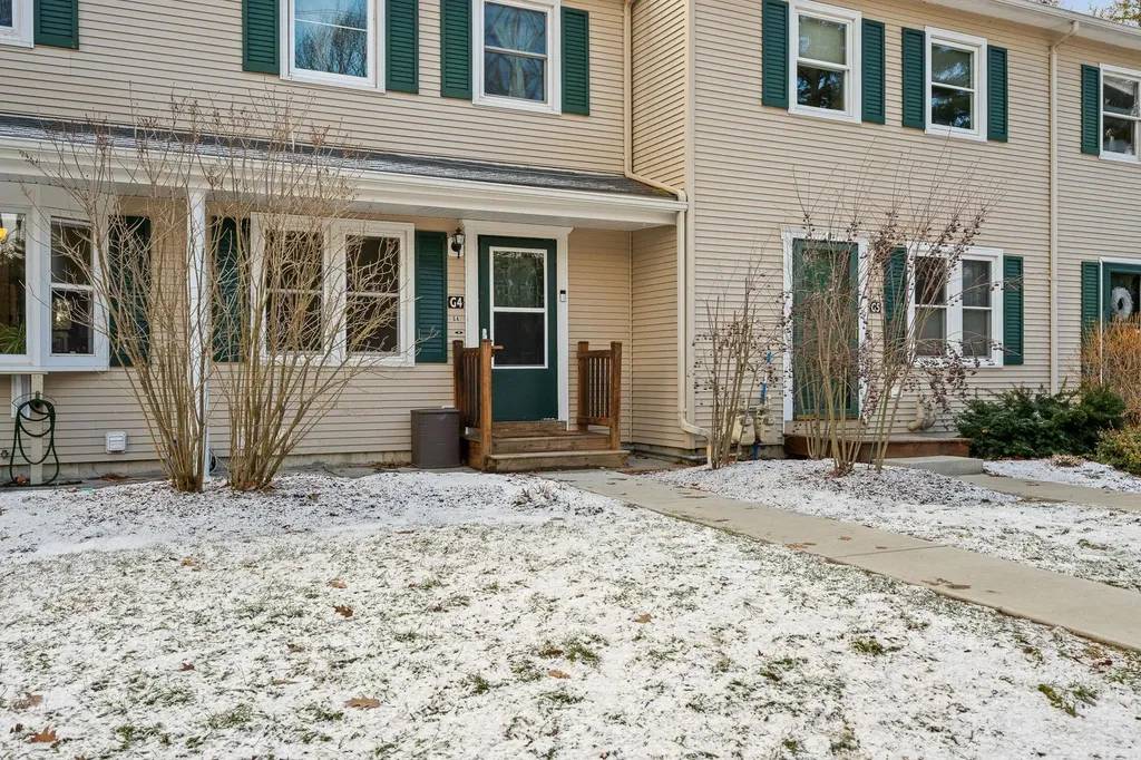 2 Greenfield Road Extension Essex VT 05452