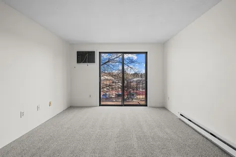 12 E Side Drive Concord NH 03301