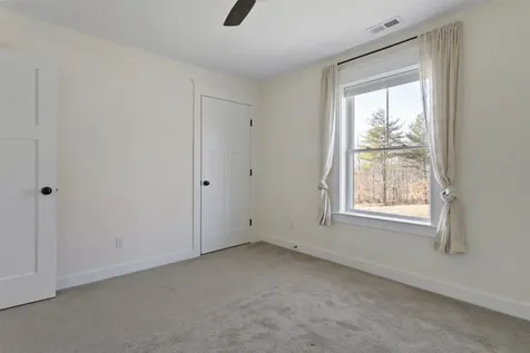 36 Eisenhower Drive Rochester NH 03867