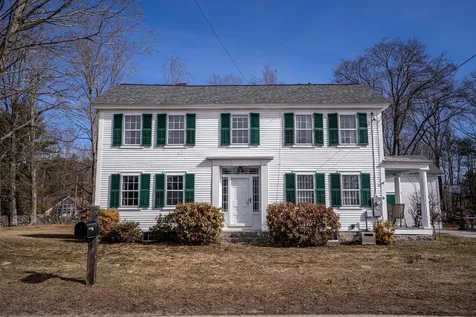 14 Main Street Raymond NH 03077