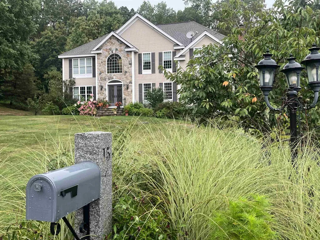 15 Appleton Road Windham NH 03087
