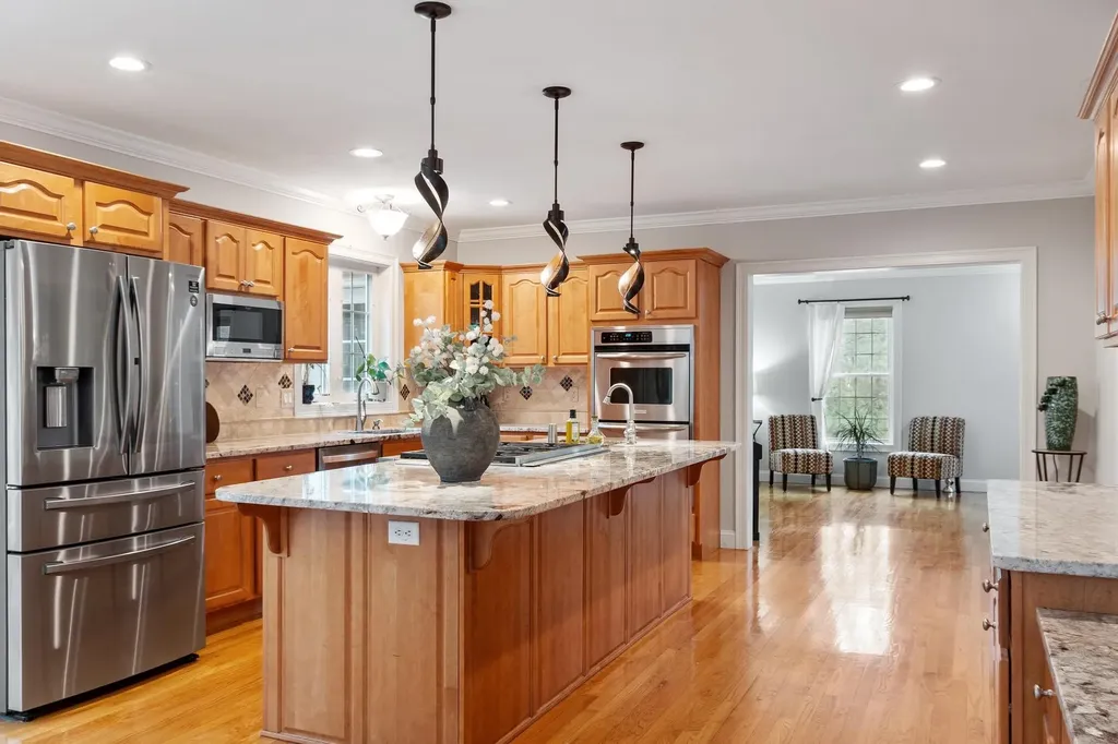15 Appleton Road Windham NH 03087