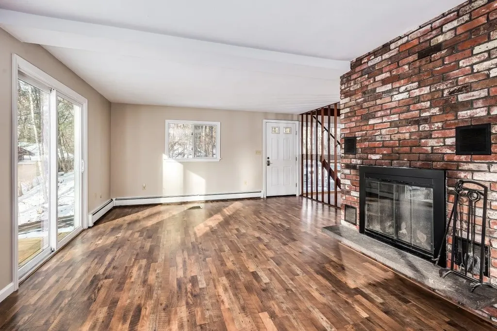 87 Edgewater Drive Barrington NH 03825