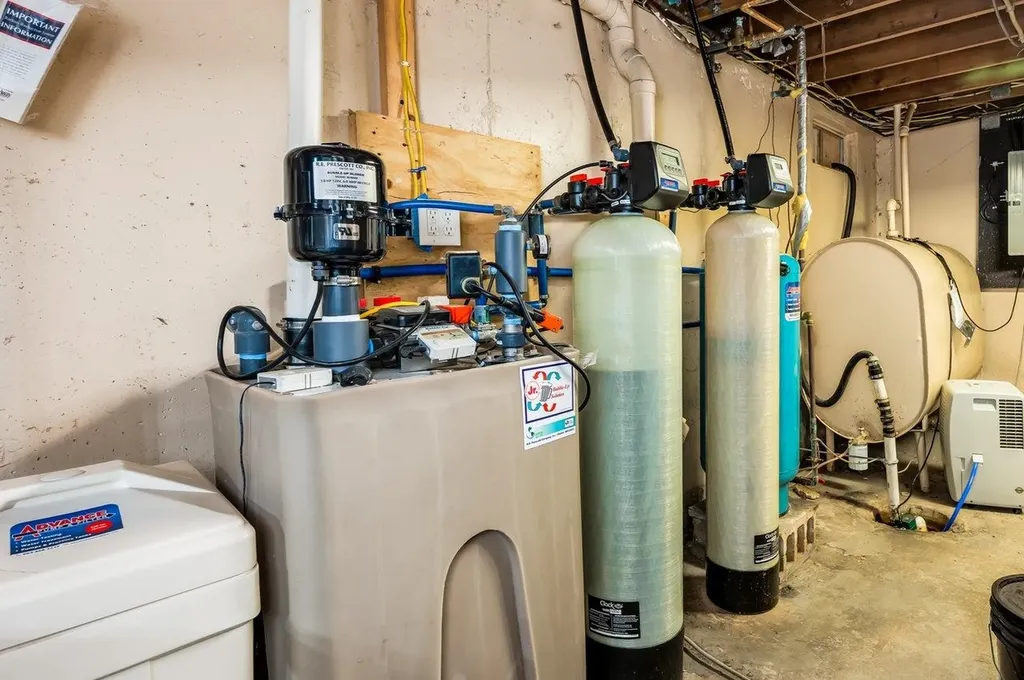 87 Edgewater Drive Barrington NH 03825