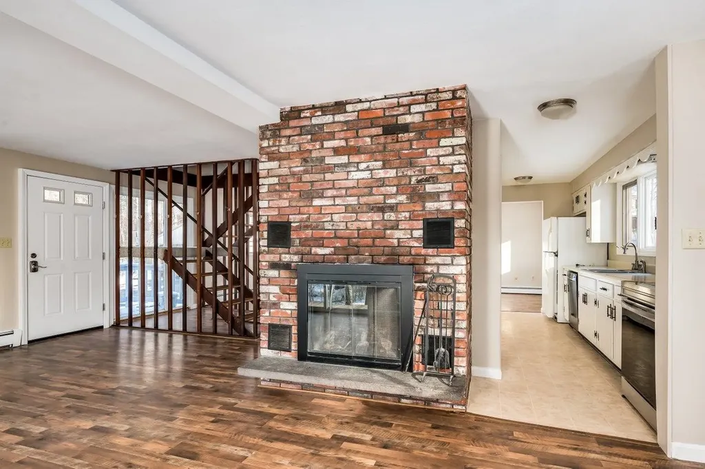 87 Edgewater Drive Barrington NH 03825