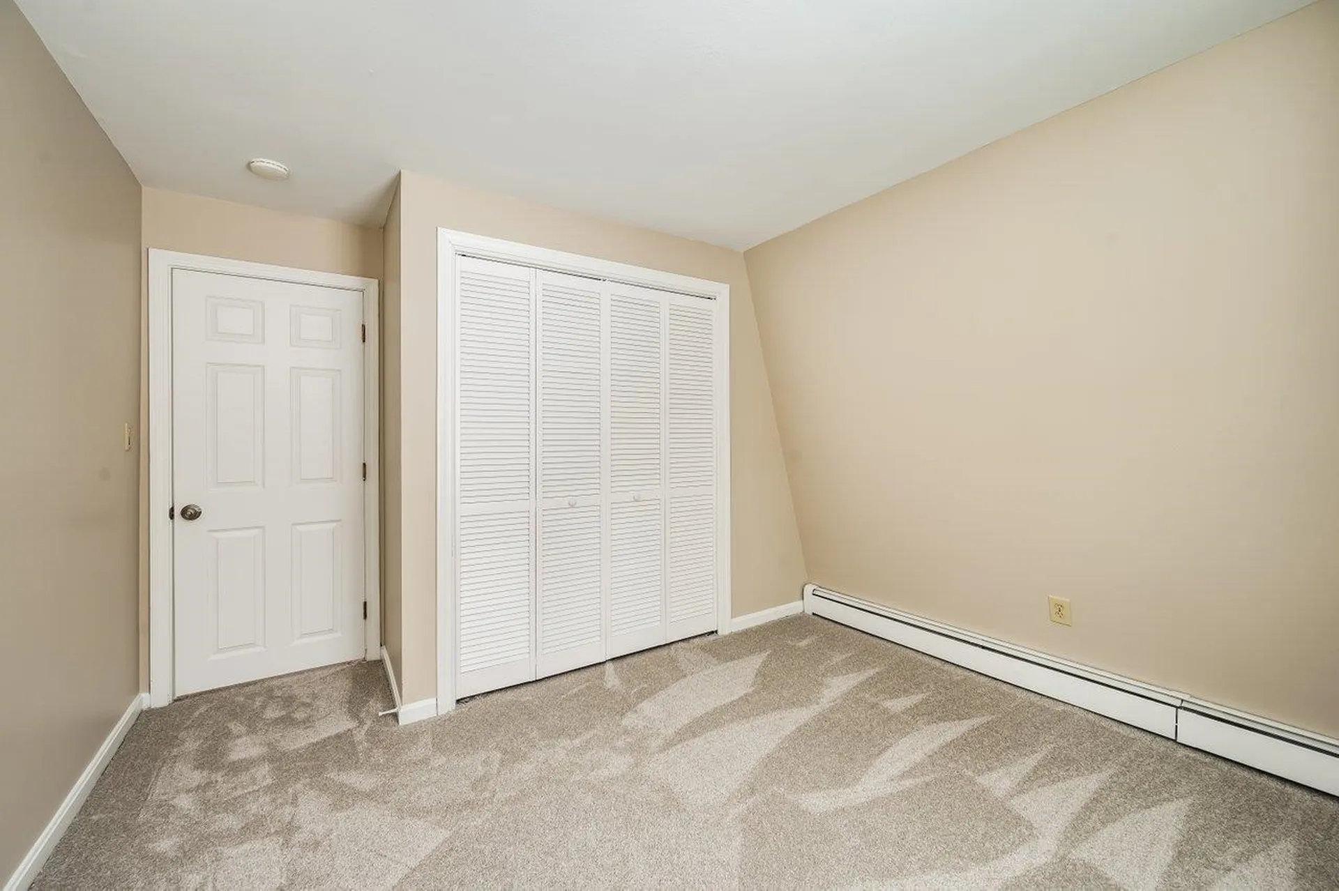 87 Edgewater Drive Barrington NH 03825