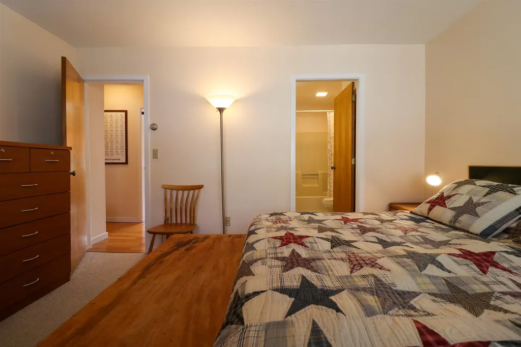 27 College Hill Road Hanover NH 03755