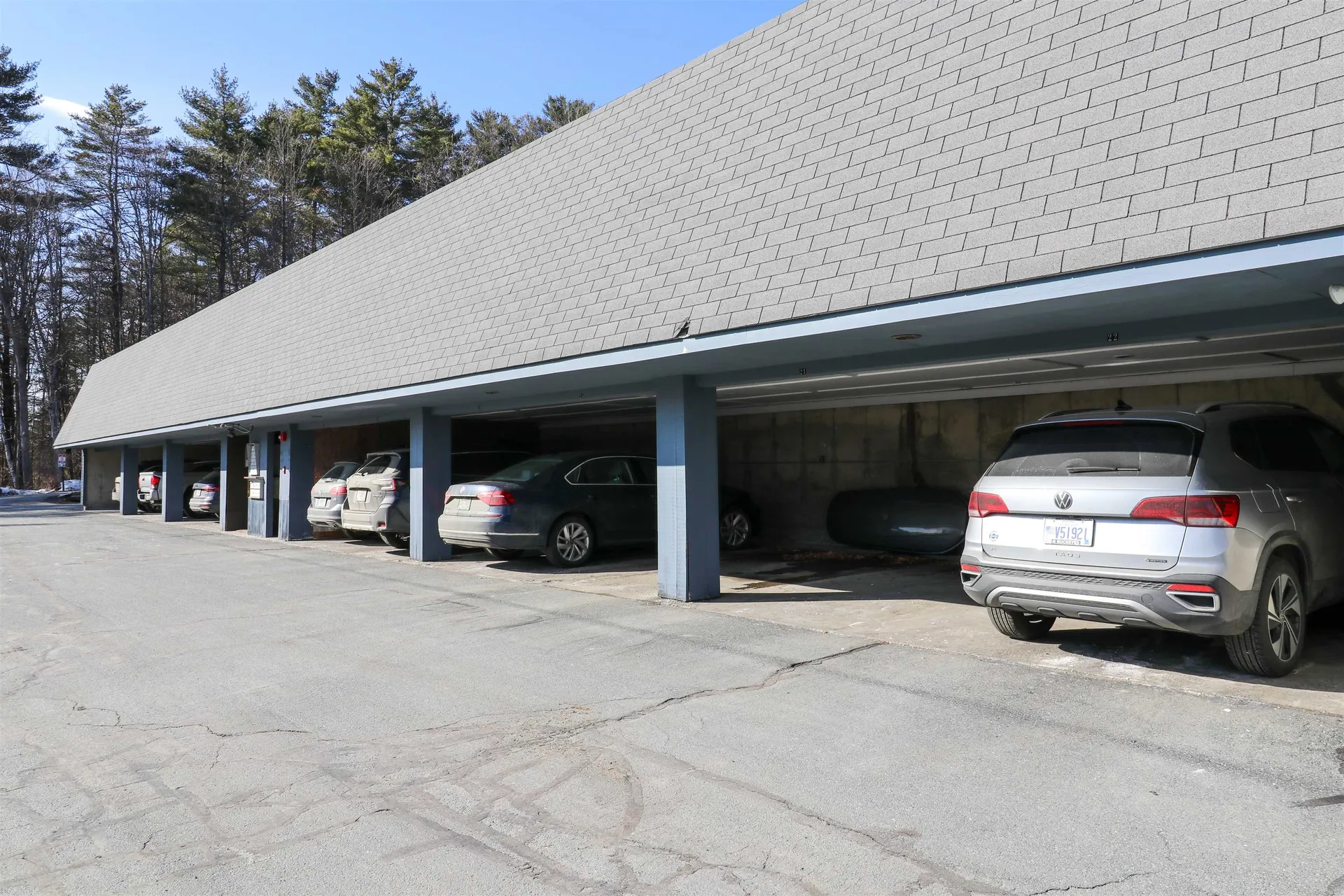 27 College Hill Road Hanover NH 03755