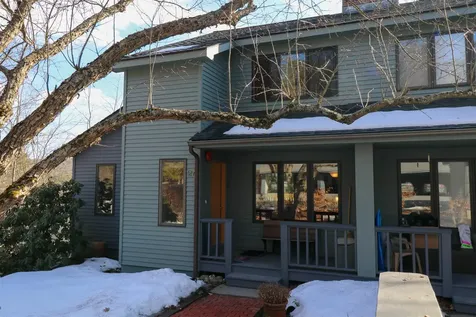 27 College Hill Road Hanover NH 03755