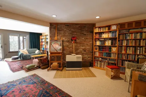 27 College Hill Road Hanover NH 03755