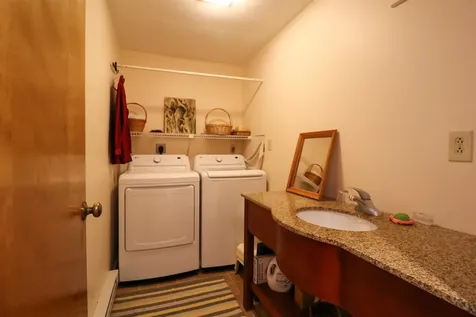 27 College Hill Road Hanover NH 03755