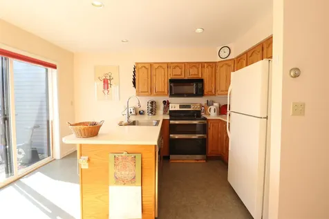 27 College Hill Road Hanover NH 03755