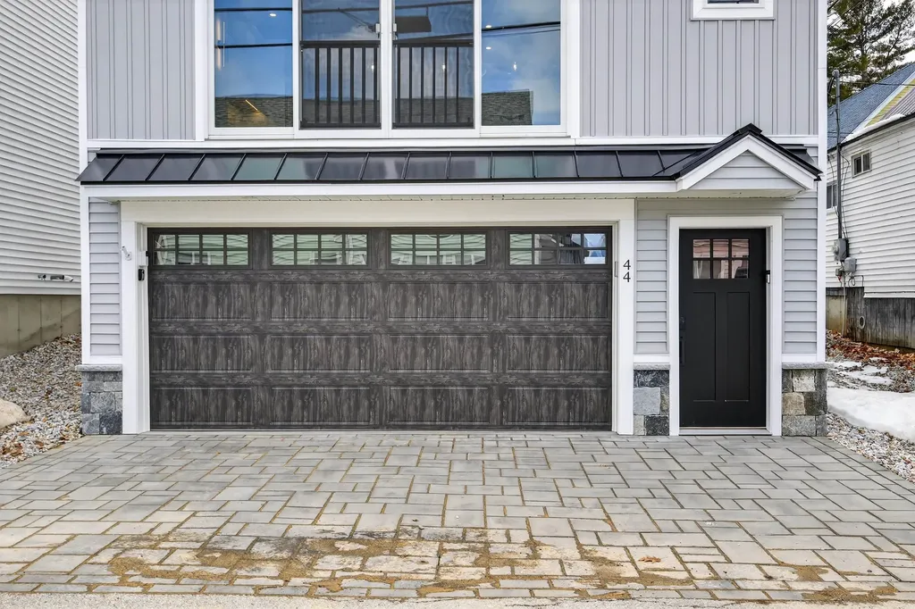 44 Centenary Avenue Laconia NH 03246