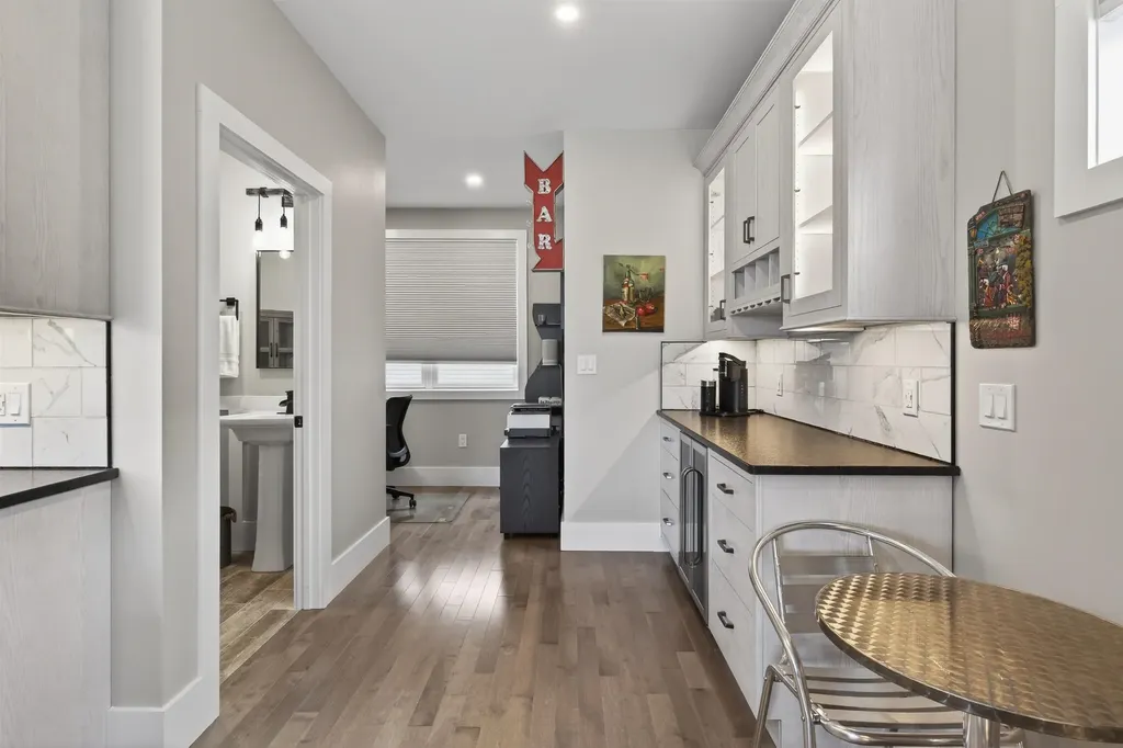44 Centenary Avenue Laconia NH 03246