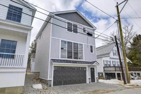 44 Centenary Avenue Laconia NH 03246