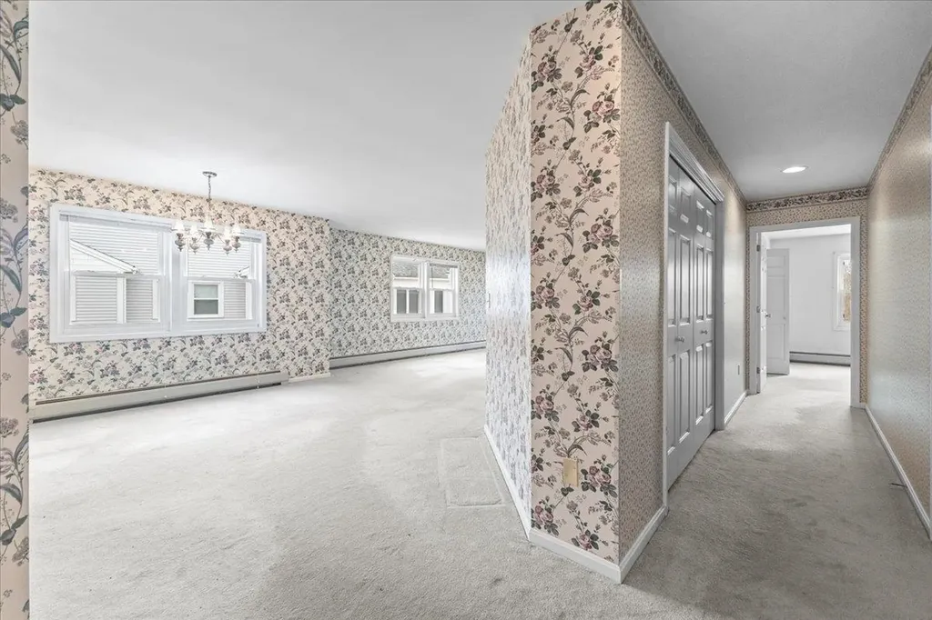 16 Clover Drive Essex VT 05452