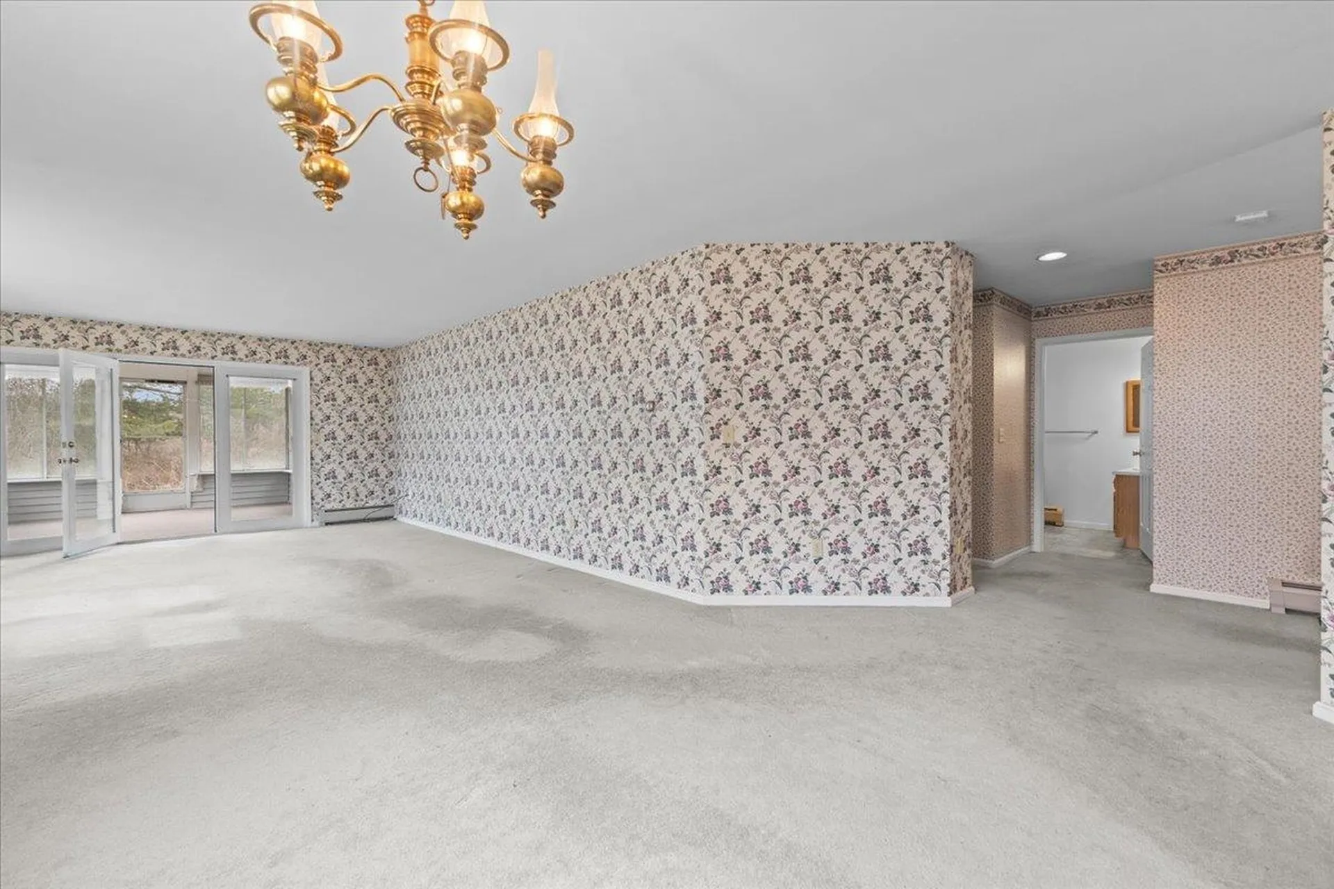 16 Clover Drive Essex VT 05452