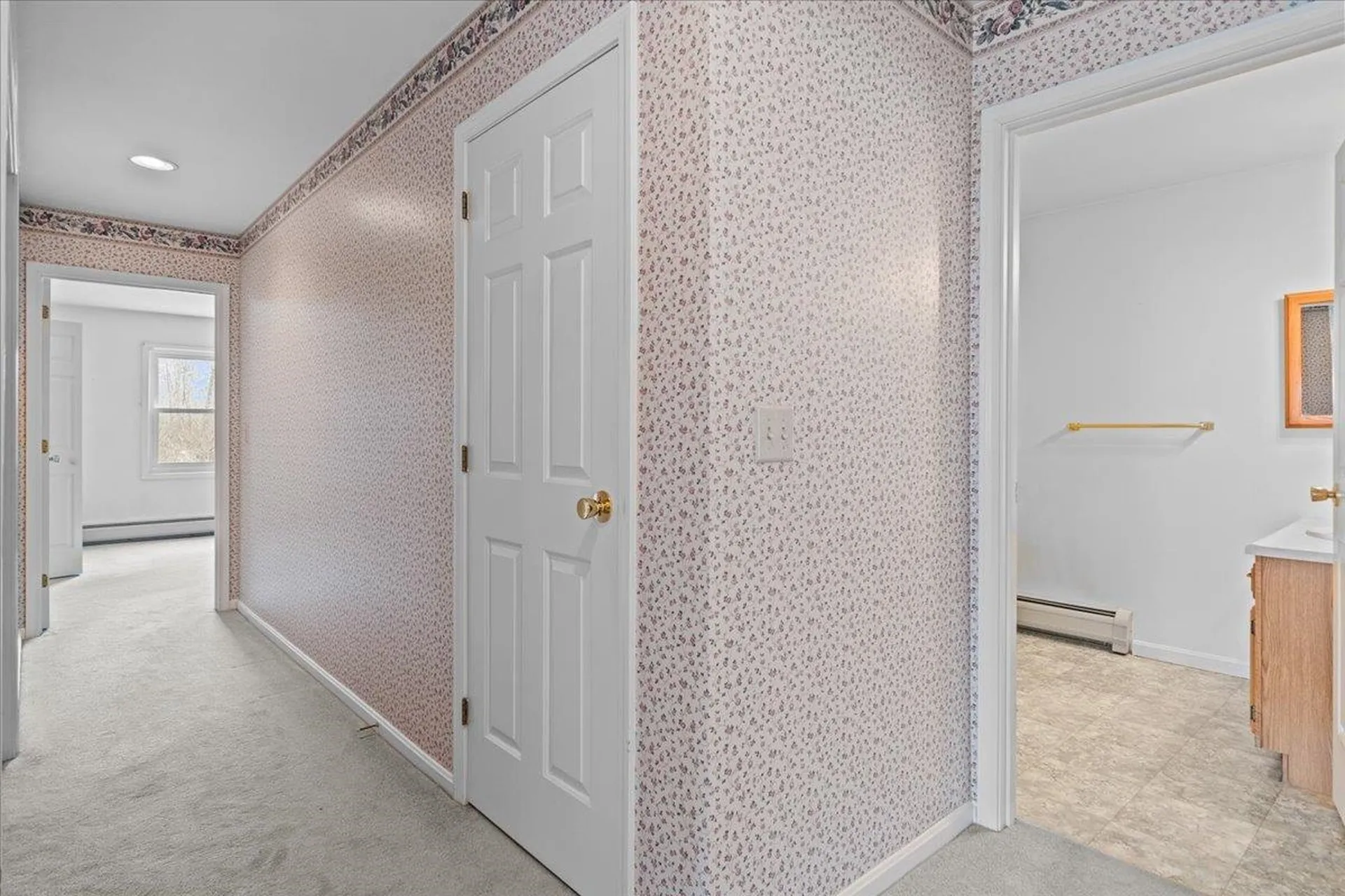 16 Clover Drive Essex VT 05452