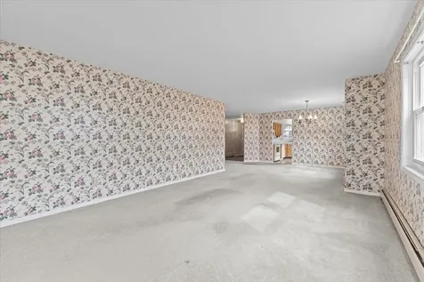 16 Clover Drive Essex VT 05452