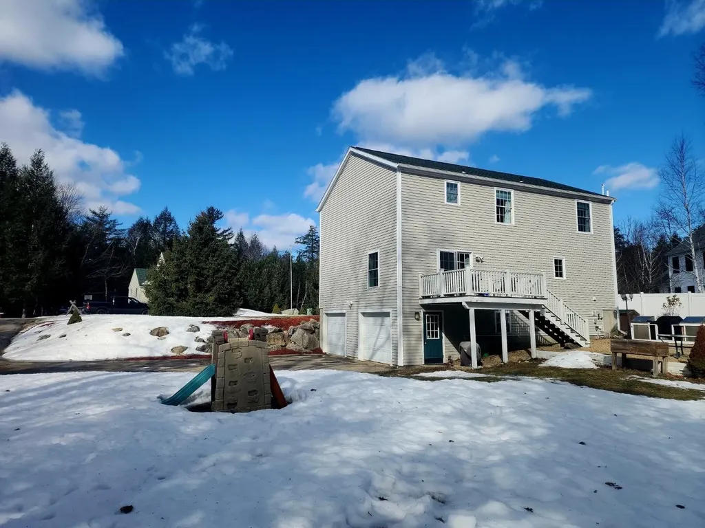 8 Byrne Road Northwood NH 03261
